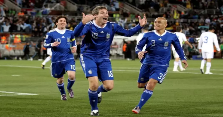 雄鹿直播_高清雄鹿直播频道观看_雄鹿直播赛事免费看-24直播